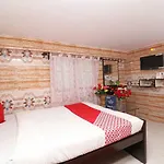 Oyo 23364 Kolkata Hcn Guest House