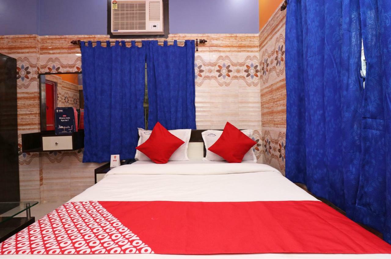 Oyo 23364 Hcn 2* Kolkata