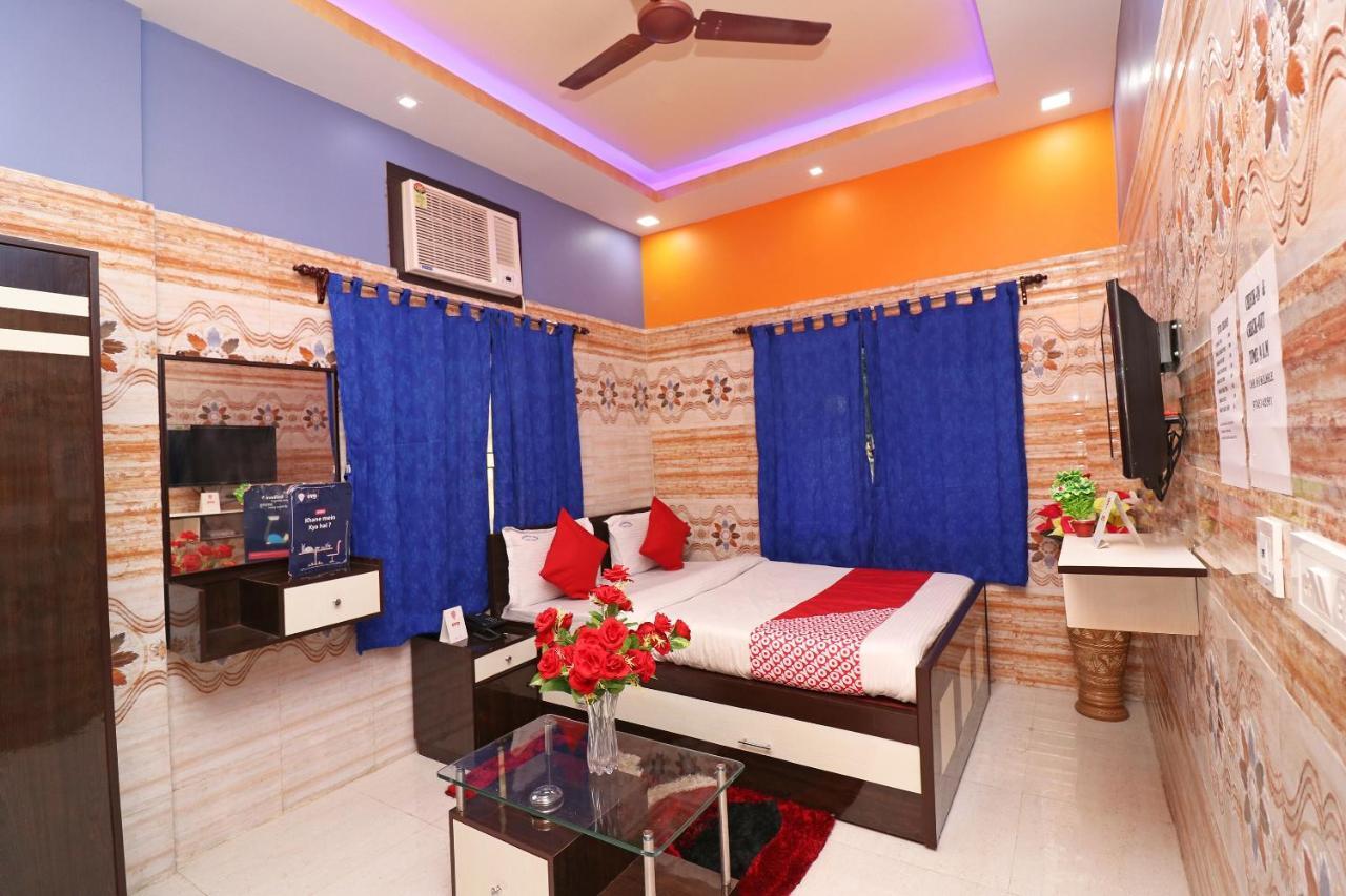 Oyo 23364 Hcn Guest house Kolkata
